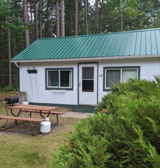 Deer Park Lodge - Recent Photos From Website (newer photo)